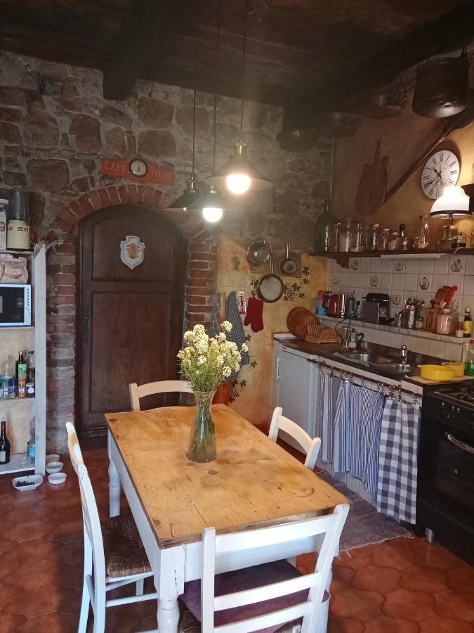 Morelli House Guest House Montalbo Eksteriør bilde